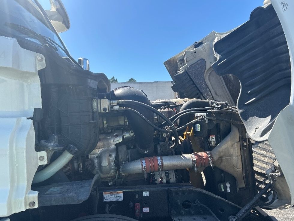 Day Cab Tractor-Heavy Duty Tractors-Freightliner-2019-Cascadia 12564ST-West Columbia-SC-694,667\n\t\tmiles-$ 21,250 - Image 15