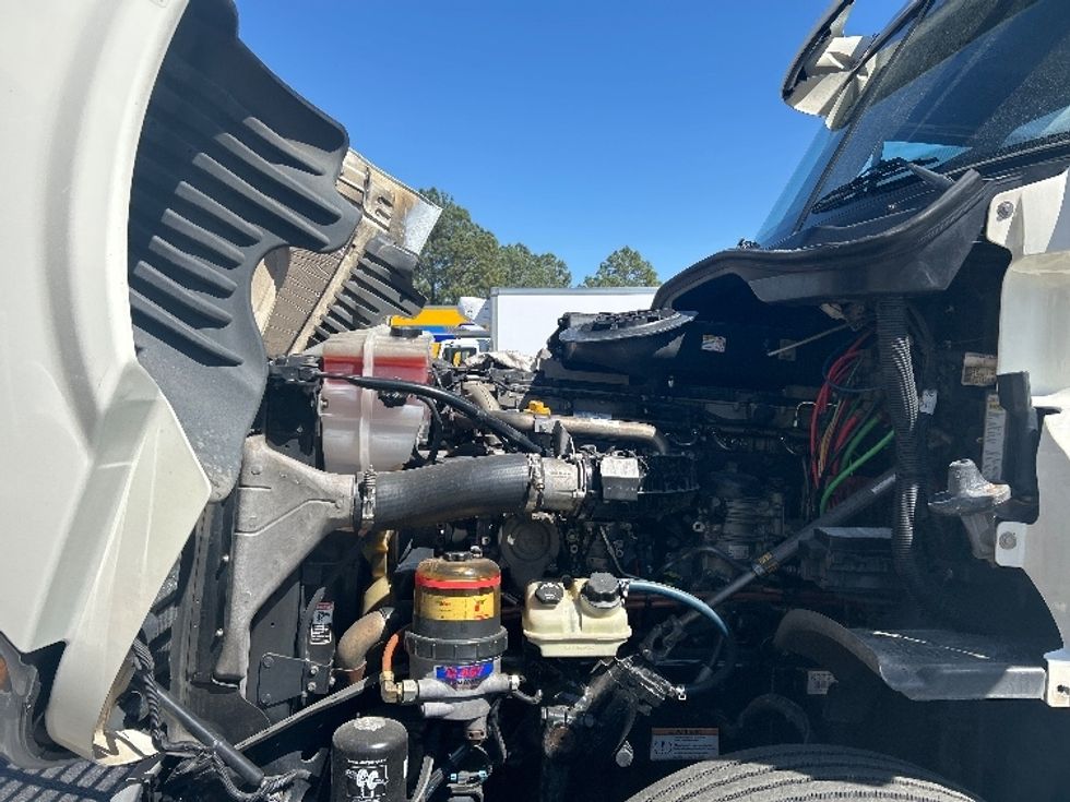 Day Cab Tractor-Heavy Duty Tractors-Freightliner-2019-Cascadia 12564ST-West Columbia-SC-694,667\n\t\tmiles-$ 21,250 - Image 16