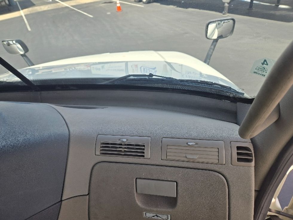 Day Cab Tractor-Heavy Duty Tractors-Freightliner-2019-Cascadia 12564ST-West Sacramento-CA-346,782\n\t\tmiles-$ 47,000 - Image 13