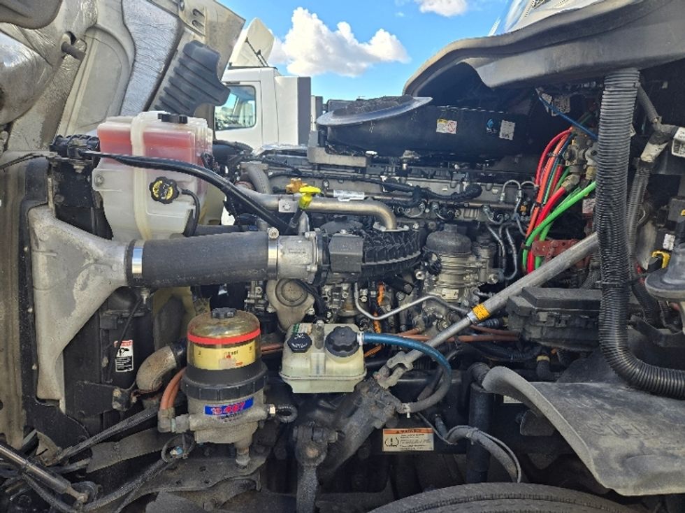 Day Cab Tractor-Heavy Duty Tractors-Freightliner-2019-Cascadia 12564ST-West Sacramento-CA-346,782\n\t\tmiles-$ 47,000 - Image 16