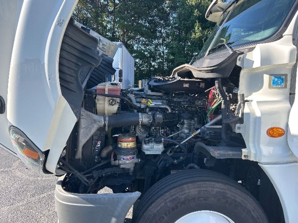 Day Cab Tractor-Heavy Duty Tractors-Freightliner-2019-Cascadia 12564ST-Winston Salem-NC-421,967\n\t\tmiles-$ 41,750 - Image 16