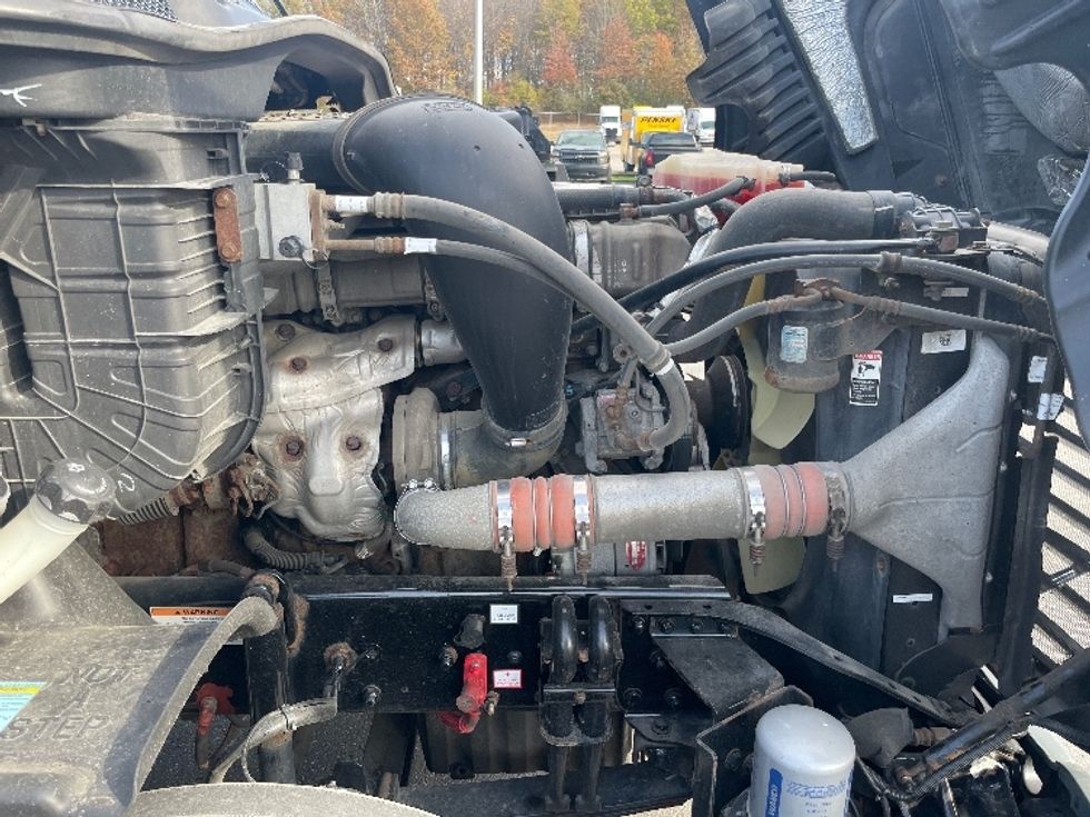Day Cab Tractor-Heavy Duty Tractors-Freightliner-2019-Cascadia 12564ST-Youngstown-OH-379,444\n\t\tmiles-$ 50,250 - Image 15