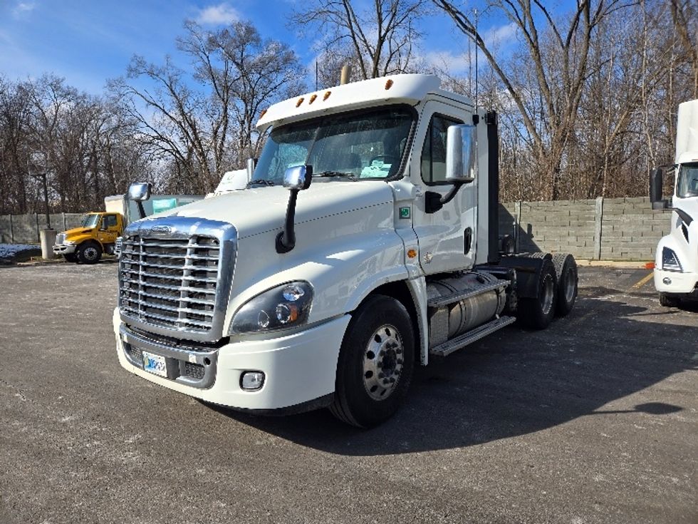 Day Cab Tractor-Heavy Duty Tractors-Freightliner-2019-Cascadia 12564ST-Ypsilanti-MI-309,394\n\t\tmiles-$ 40,500 - Image 3