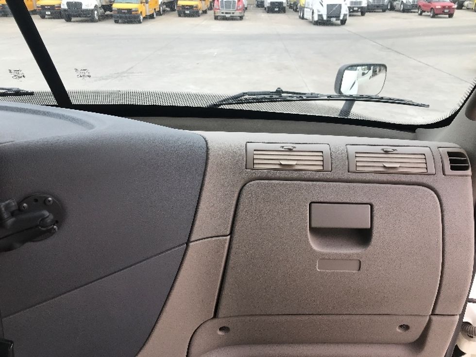 Day Cab Tractor-Heavy Duty Tractors-Freightliner-2019-Cascadia X11362ST-Houston-TX-194,601\n\t\tmiles-$ 54,000 - Image 13