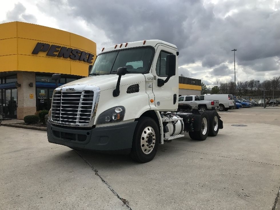 Day Cab Tractor-Heavy Duty Tractors-Freightliner-2019-Cascadia X11362ST-Houston-TX-194,601\n\t\tmiles-$ 54,000 - Image 3
