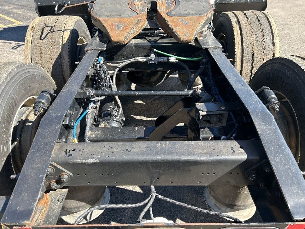 Day Cab Tractor-Heavy Duty Tractors-Freightliner-2019-Cascadia X11362ST-Knoxville-TN-195,717\n\t\tmiles-$ 31,750 - Image 6