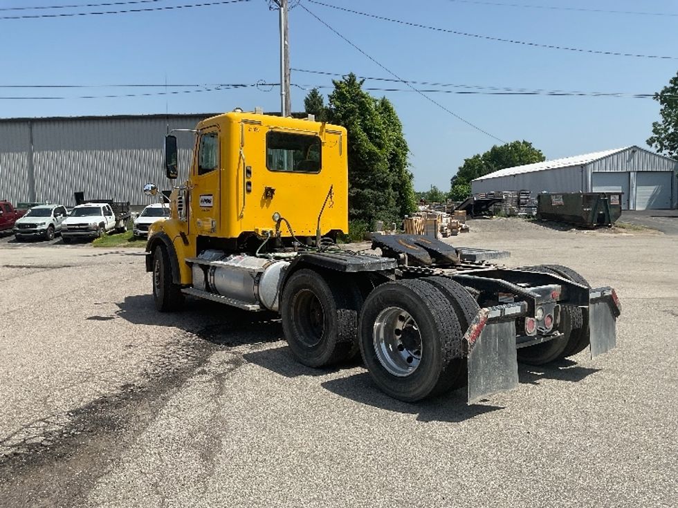 Day Cab Tractor-Heavy Duty Tractors-Freightliner-2019-D12264SD-Comstock Park-MI-373,561\n\t\tmiles-$ 61,500 - Image 4