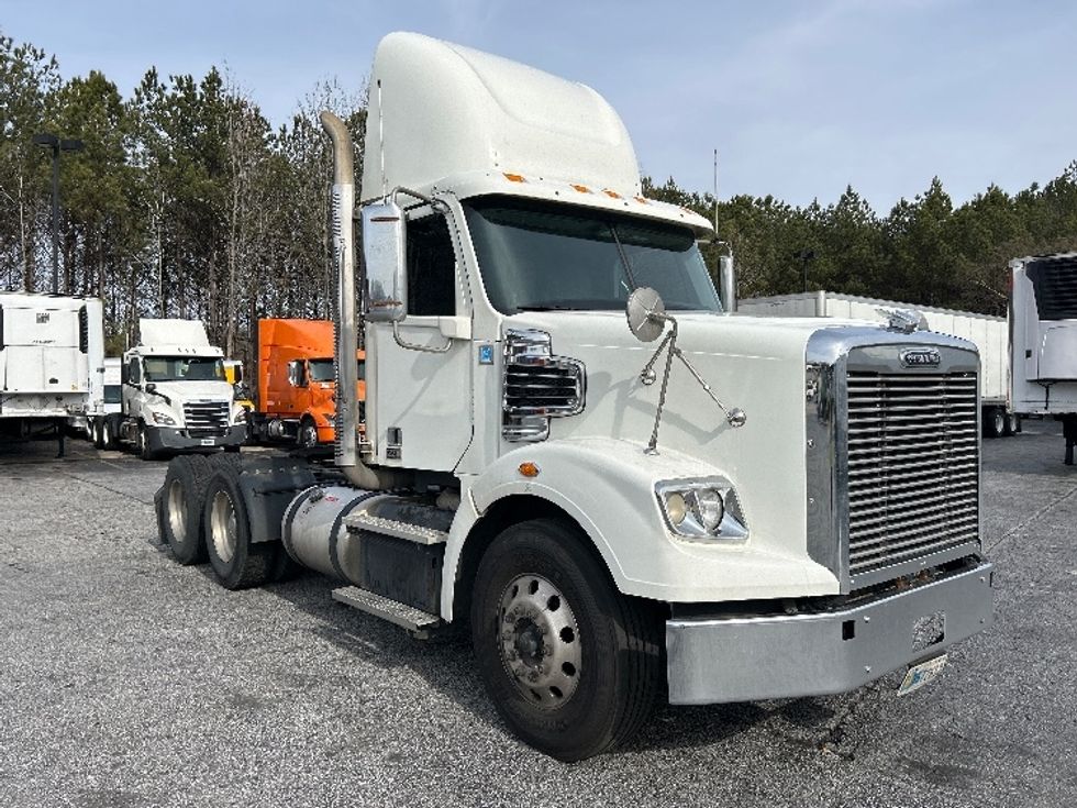 Day Cab Tractor-Heavy Duty Tractors-Freightliner-2019-D12264SD-Duluth-GA-449,002\n\t\tmiles-$ 50,250 - Image 1