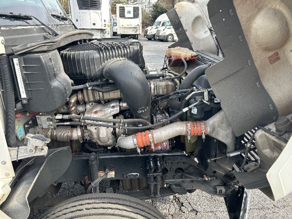 Day Cab Tractor-Heavy Duty Tractors-Freightliner-2019-D12264SD-Duluth-GA-449,002\n\t\tmiles-$ 50,250 - Image 15