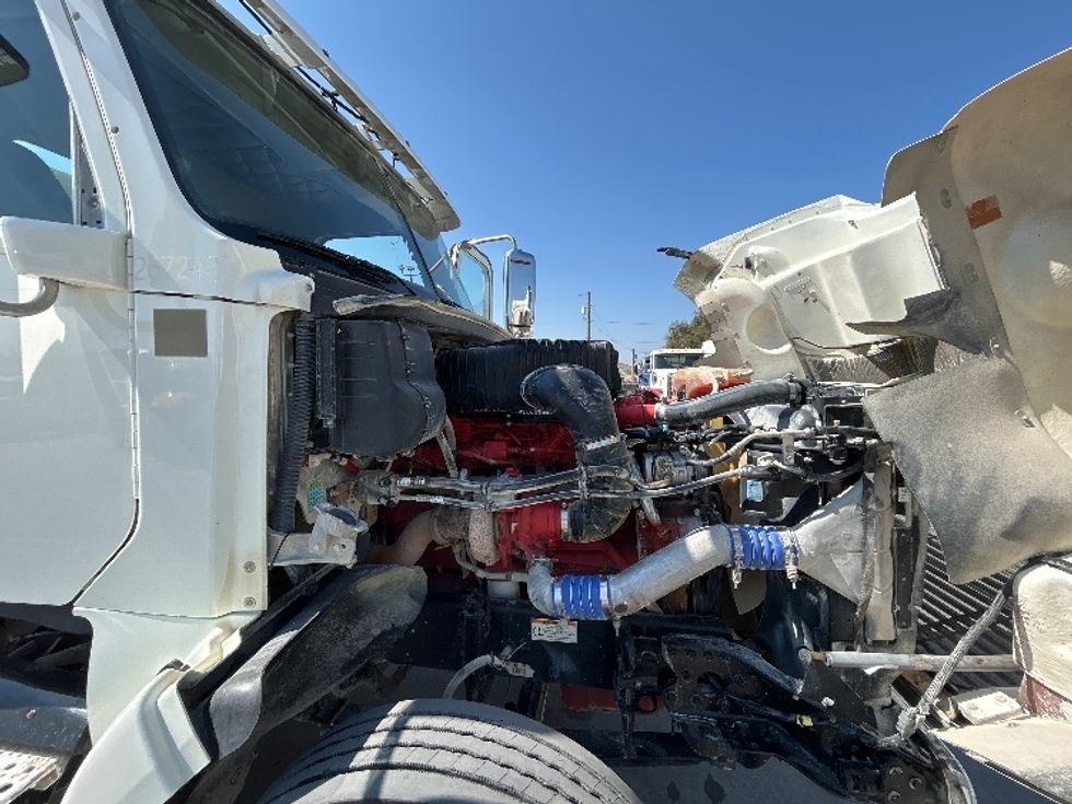 Day Cab Tractor-Heavy Duty Tractors-Freightliner-2019-D12264SD-San Antonio-TX-274,135\n\t\tmiles-$ 70,000 - Image 15