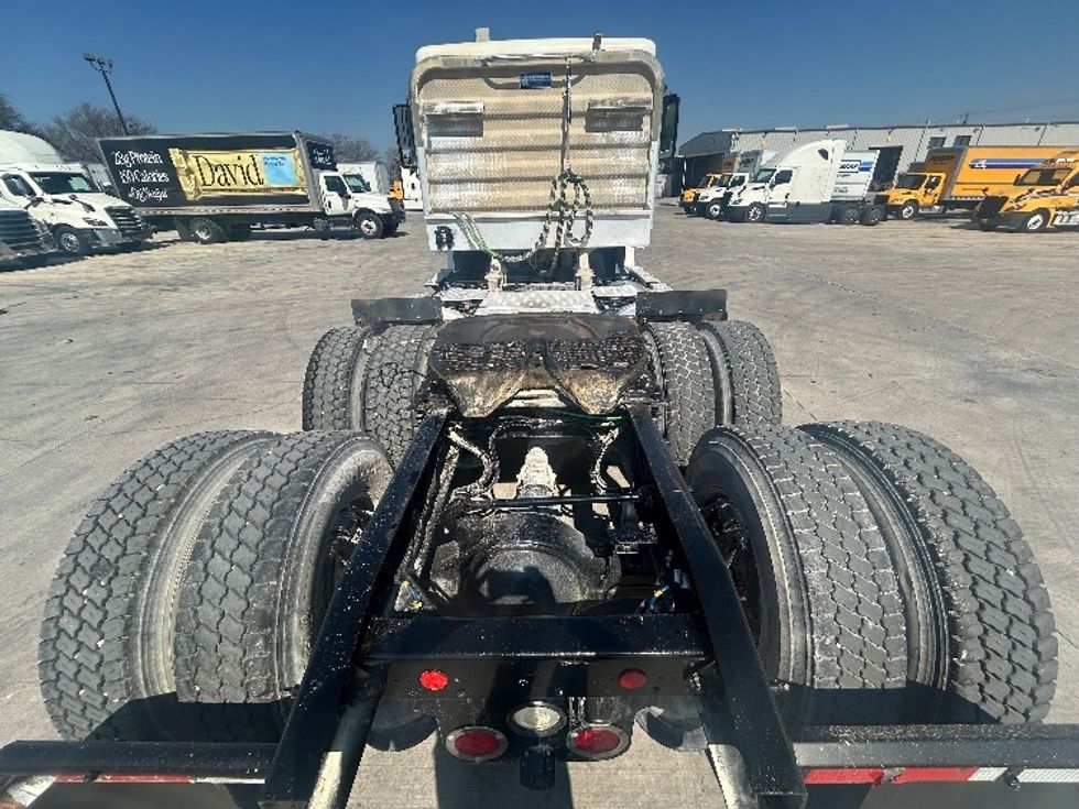 Day Cab Tractor-Heavy Duty Tractors-Freightliner-2019-D12264SD-San Antonio-TX-365,333\n\t\tmiles-$ 64,750 - Image 6