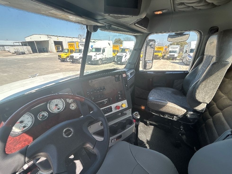 Day Cab Tractor-Heavy Duty Tractors-Freightliner-2019-D12264SD-San Antonio-TX-366,386\n\t\tmiles-$ 64,500 - Image 10