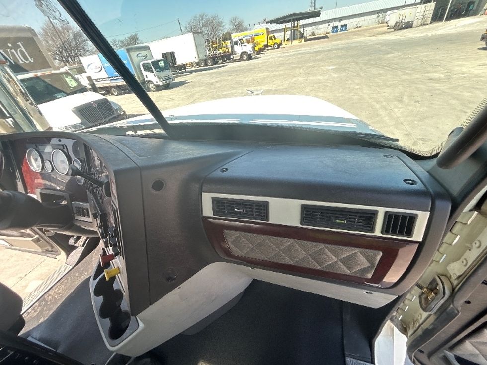 Day Cab Tractor-Heavy Duty Tractors-Freightliner-2019-D12264SD-San Antonio-TX-366,386\n\t\tmiles-$ 64,500 - Image 13