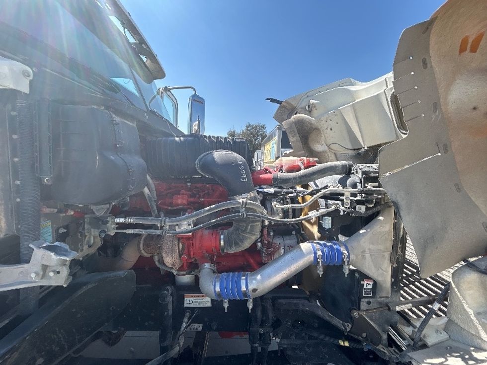 Day Cab Tractor-Heavy Duty Tractors-Freightliner-2019-D12264SD-San Antonio-TX-366,386\n\t\tmiles-$ 64,500 - Image 15