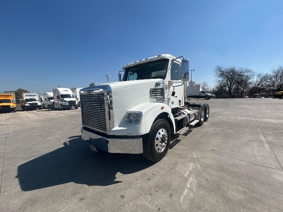 Day Cab Tractor-Heavy Duty Tractors-Freightliner-2019-D12264SD-San Antonio-TX-366,386\n\t\tmiles-$ 64,500 - Image 3