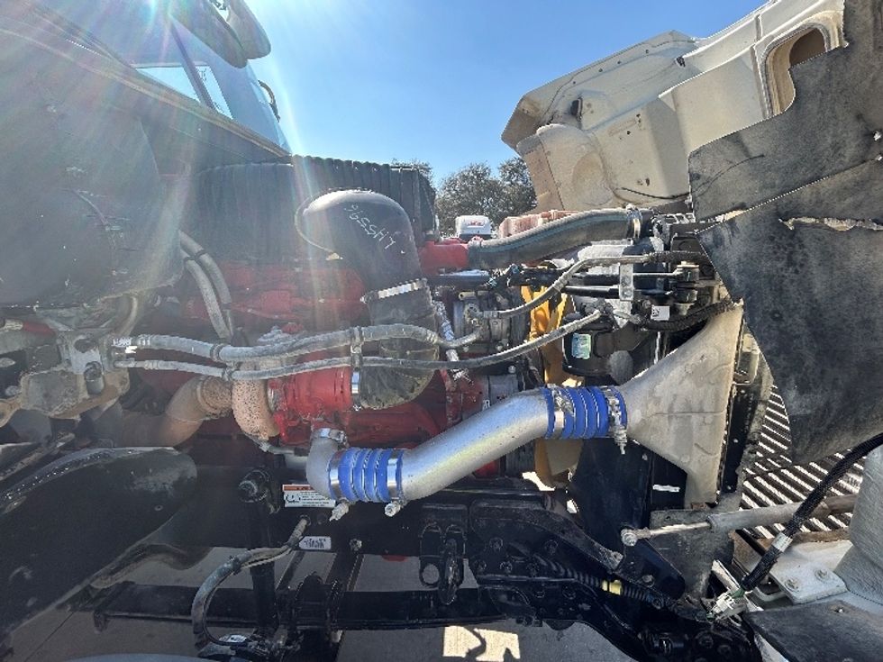 Day Cab Tractor-Heavy Duty Tractors-Freightliner-2019-D12264SD-San Antonio-TX-386,083\n\t\tmiles-$ 63,500 - Image 15