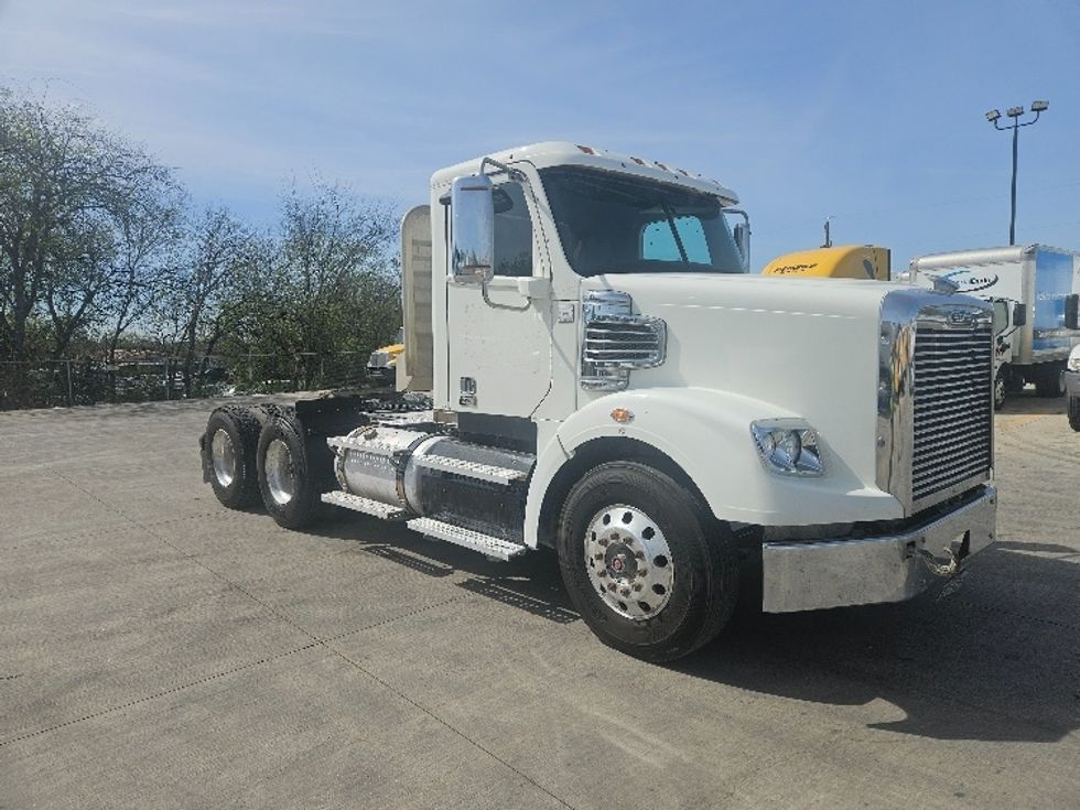 Day Cab Tractor-Heavy Duty Tractors-Freightliner-2019-D12264SD-San Antonio-TX-458,930\n\t\tmiles-$ 59,750 - Image 1