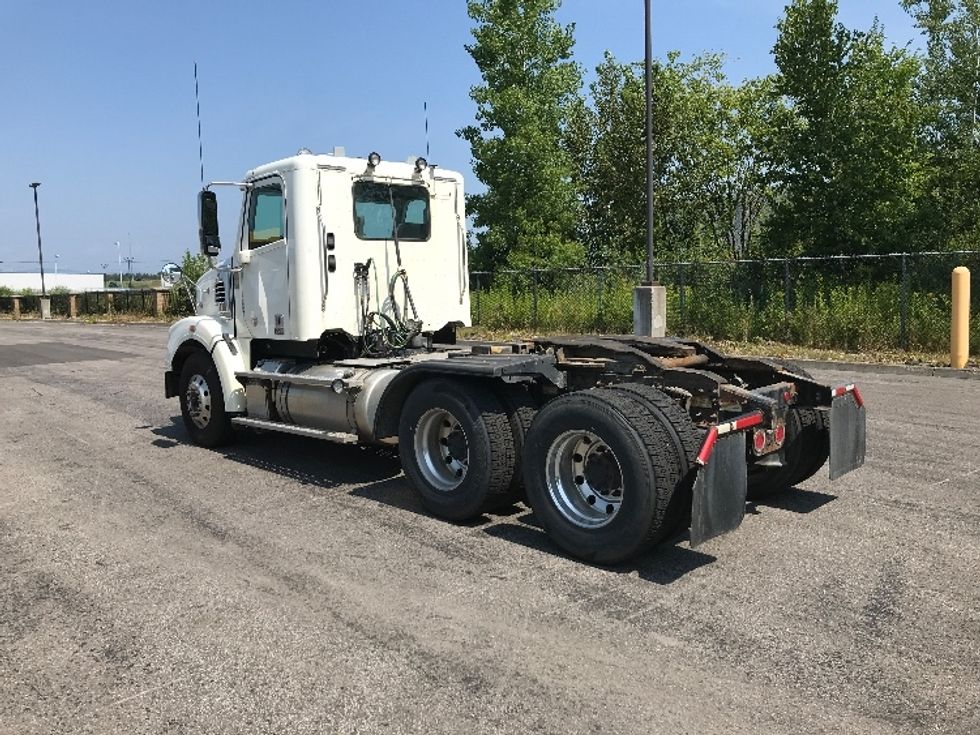 Day Cab Tractor-Heavy Duty Tractors-Freightliner-2019-D12264SD-Ste-Foy-PQ-67,771\n\t\tkm-$ 98,000 - Image 5