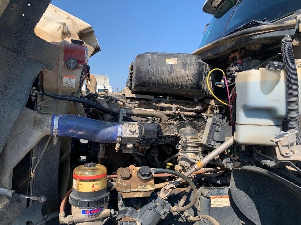 Day Cab Tractor-Heavy Duty Tractors-Freightliner-2019-D12284SD-Concord-NC-310,151\n\t\tmiles-$ 97,250 - Image 16