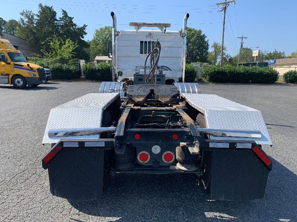 Day Cab Tractor-Heavy Duty Tractors-Freightliner-2019-D12284SD-Concord-NC-310,151\n\t\tmiles-$ 97,250 - Image 6