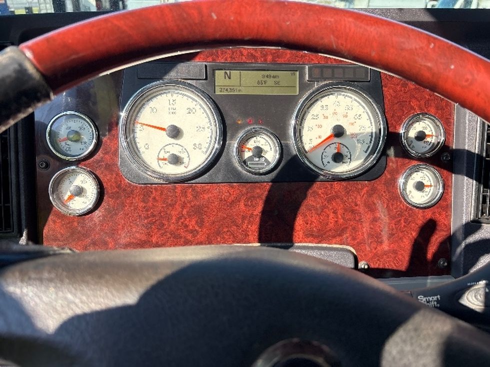 Day Cab Tractor-Heavy Duty Tractors-Freightliner-2019-D12284SD-Greer-SC-274,351\n\t\tmiles-$ 84,250 - Image 11