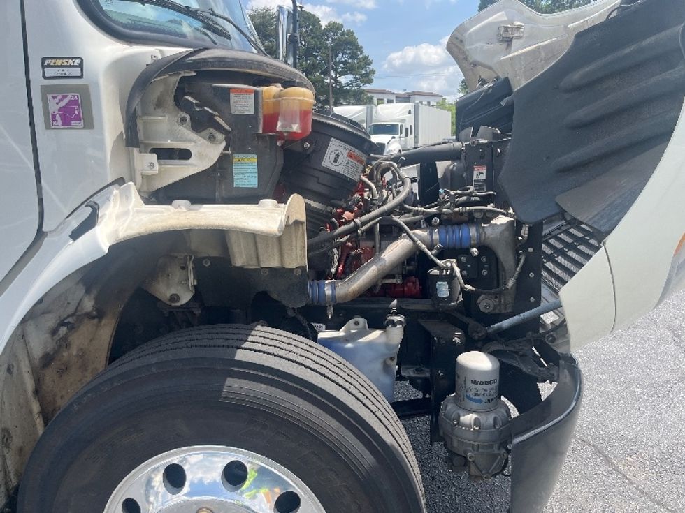Day Cab Tractor-Heavy Duty Tractors-Freightliner-2019-M2-Charlotte-NC-119,809\n\t\tmiles-$ 59,500 - Image 15