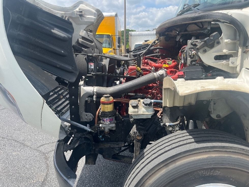 Day Cab Tractor-Heavy Duty Tractors-Freightliner-2019-M2-Charlotte-NC-119,809\n\t\tmiles-$ 59,500 - Image 16
