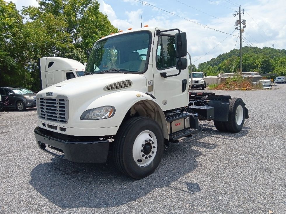 Day Cab Tractor-Heavy Duty Tractors-Freightliner-2019-M2-Cleveland-TN-163,097\n\t\tmiles-$ 56,500 - Image 3