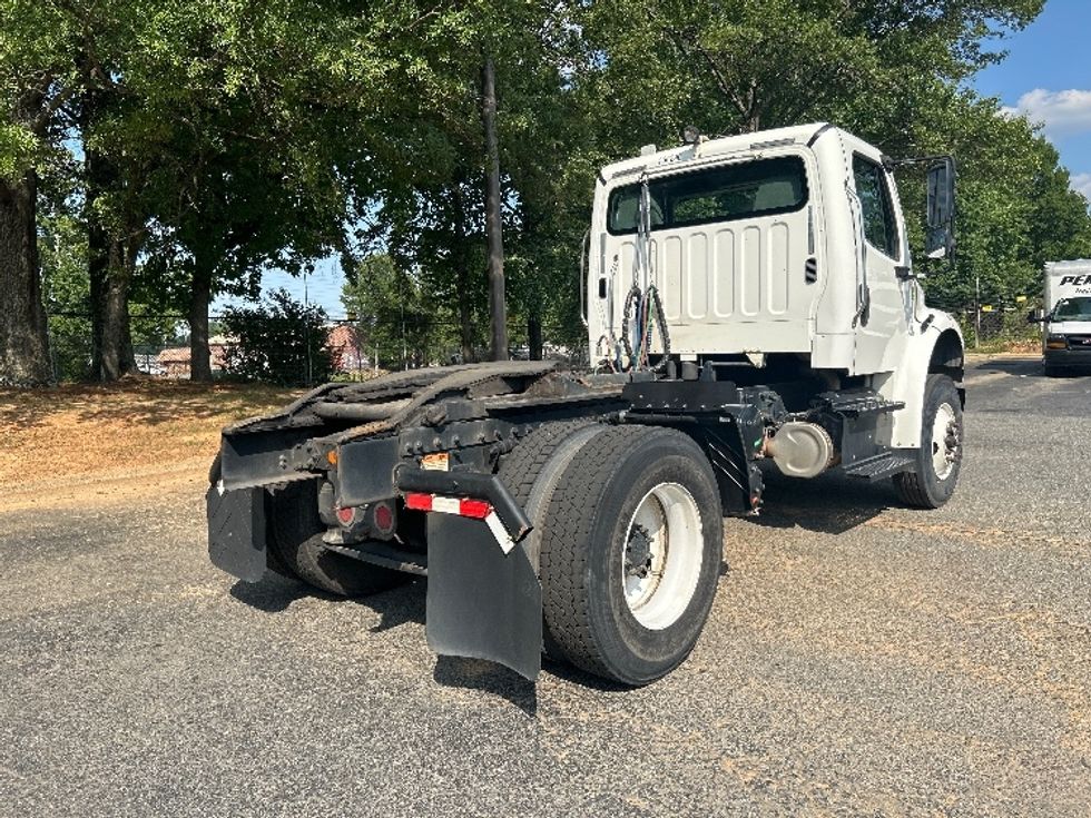 Day Cab Tractor-Heavy Duty Tractors-Freightliner-2019-M2-Concord-NC-165,670\n\t\tmiles-$ 45,750 - Image 7