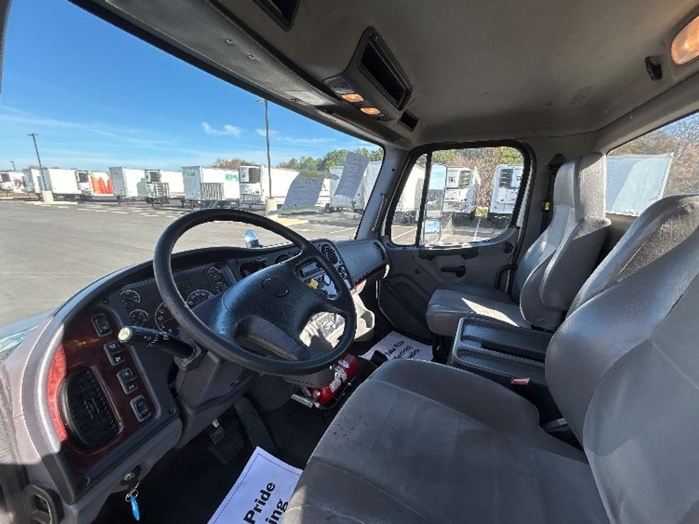 Day Cab Tractor-Heavy Duty Tractors-Freightliner-2019-M2-Concord-NC-190,847\n\t\tmiles-$ 54,750 - Image 10