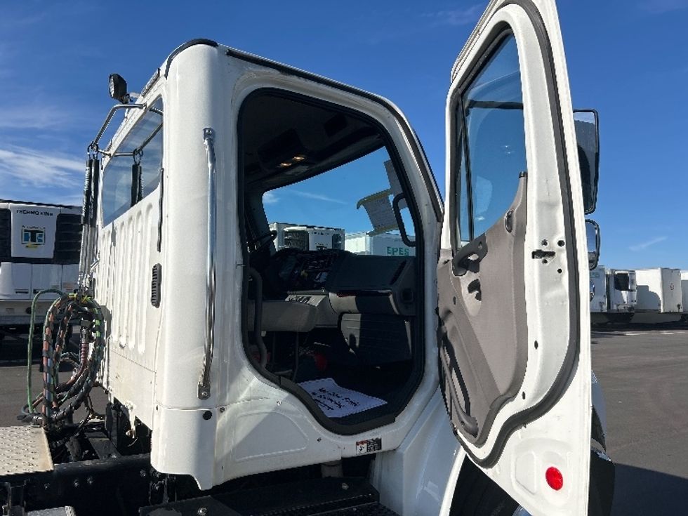 Day Cab Tractor-Heavy Duty Tractors-Freightliner-2019-M2-Concord-NC-190,847\n\t\tmiles-$ 54,750 - Image 12
