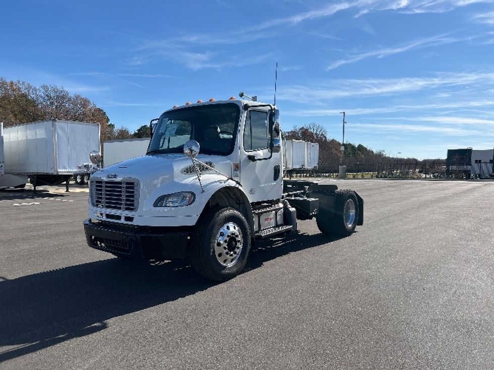 Day Cab Tractor-Heavy Duty Tractors-Freightliner-2019-M2-Concord-NC-190,847\n\t\tmiles-$ 54,750 - Image 3