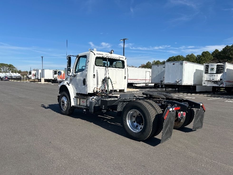 Day Cab Tractor-Heavy Duty Tractors-Freightliner-2019-M2-Concord-NC-190,847\n\t\tmiles-$ 54,750 - Image 5