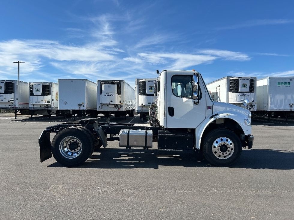 Day Cab Tractor-Heavy Duty Tractors-Freightliner-2019-M2-Concord-NC-190,847\n\t\tmiles-$ 54,750 - Image 8