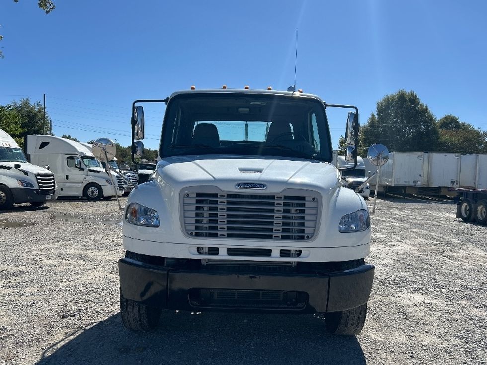 Day Cab Tractor-Heavy Duty Tractors-Freightliner-2019-M2-Jackson-TN-72,036\n\t\tmiles-$ 62,000 - Image 2