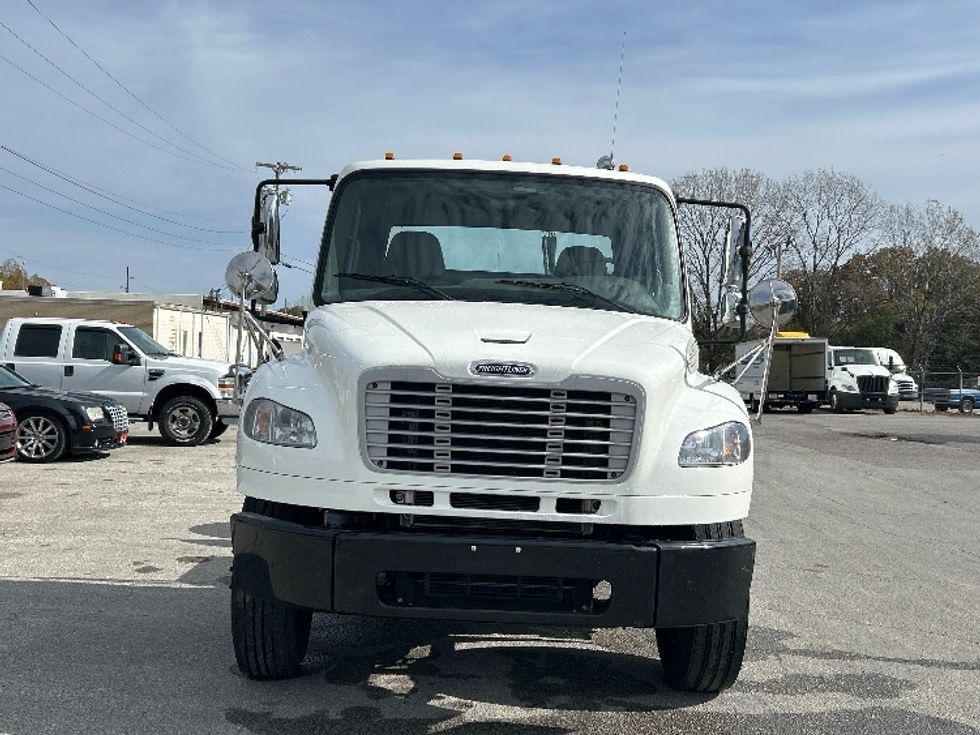 Day Cab Tractor-Heavy Duty Tractors-Freightliner-2019-M2-Jackson-TN-78,645\n\t\tmiles-$ 61,500 - Image 2