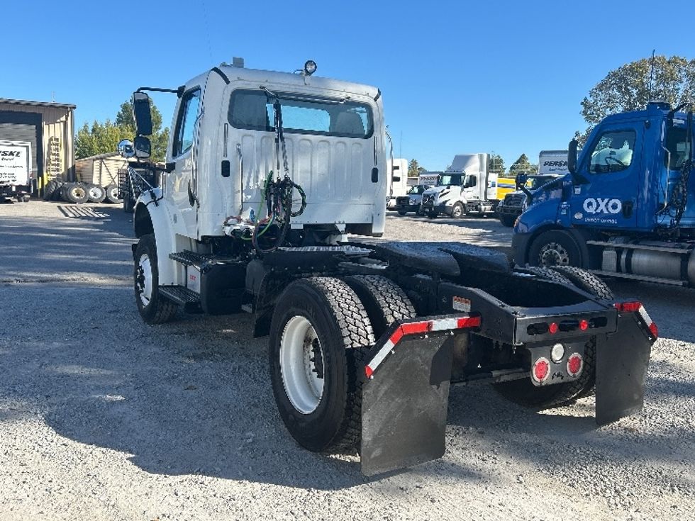 Day Cab Tractor-Heavy Duty Tractors-Freightliner-2019-M2-Jackson-TN-84,724\n\t\tmiles-$ 59,750 - Image 5