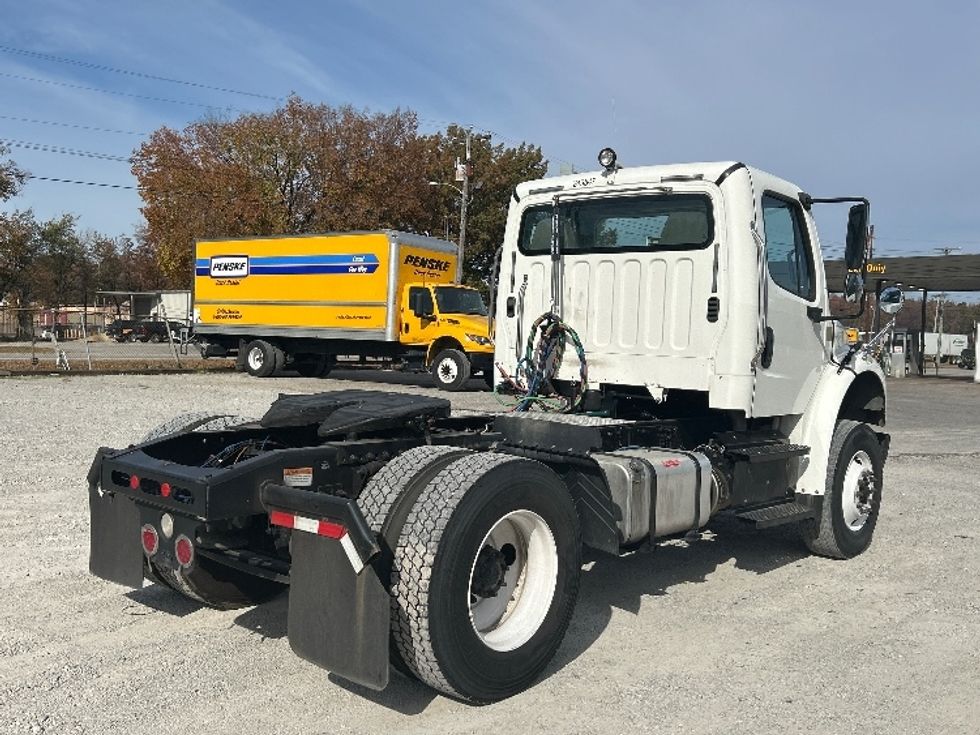 Day Cab Tractor-Heavy Duty Tractors-Freightliner-2019-M2-Jackson-TN-88,203\n\t\tmiles-$ 60,750 - Image 6