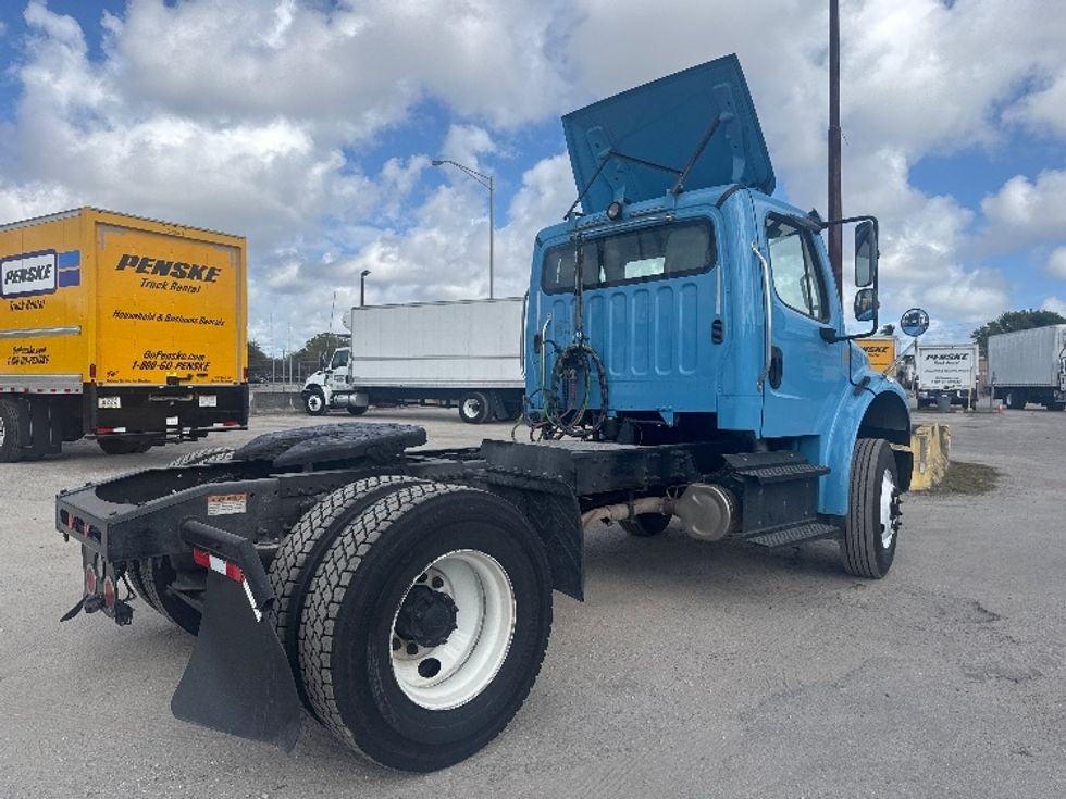 Day Cab Tractor-Heavy Duty Tractors-Freightliner-2019-M2-Medley-FL-241,836\n\t\tmiles-$ 45,500 - Image 7