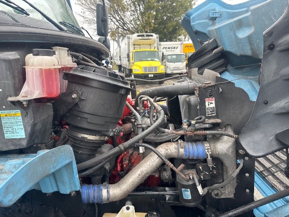 Day Cab Tractor-Heavy Duty Tractors-Freightliner-2019-M2-Medley-FL-262,804\n\t\tmiles-$ 42,750 - Image 15