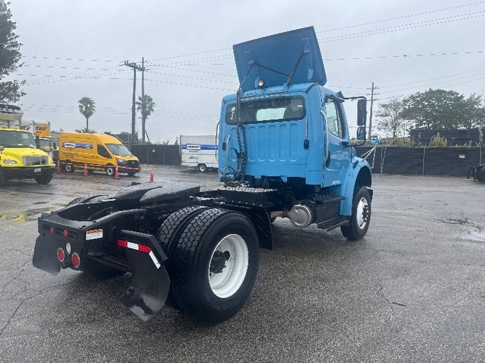 Day Cab Tractor-Heavy Duty Tractors-Freightliner-2019-M2-Medley-FL-262,804\n\t\tmiles-$ 42,750 - Image 7