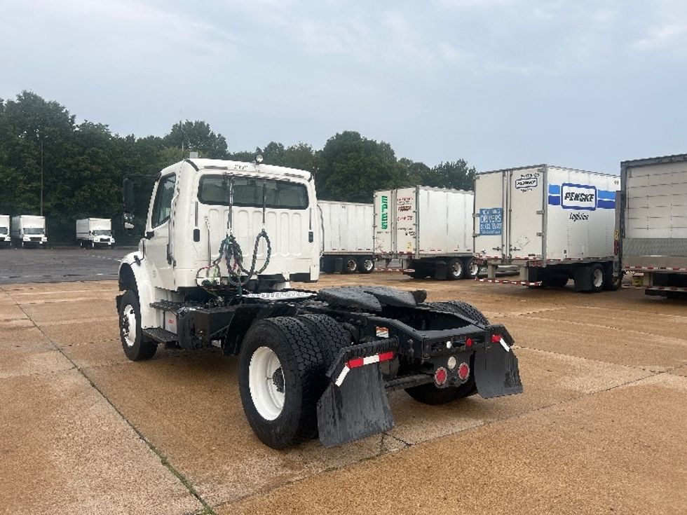 Day Cab Tractor-Heavy Duty Tractors-Freightliner-2019-M2-Memphis-TN-166,940\n\t\tmiles-$ 54,500 - Image 5