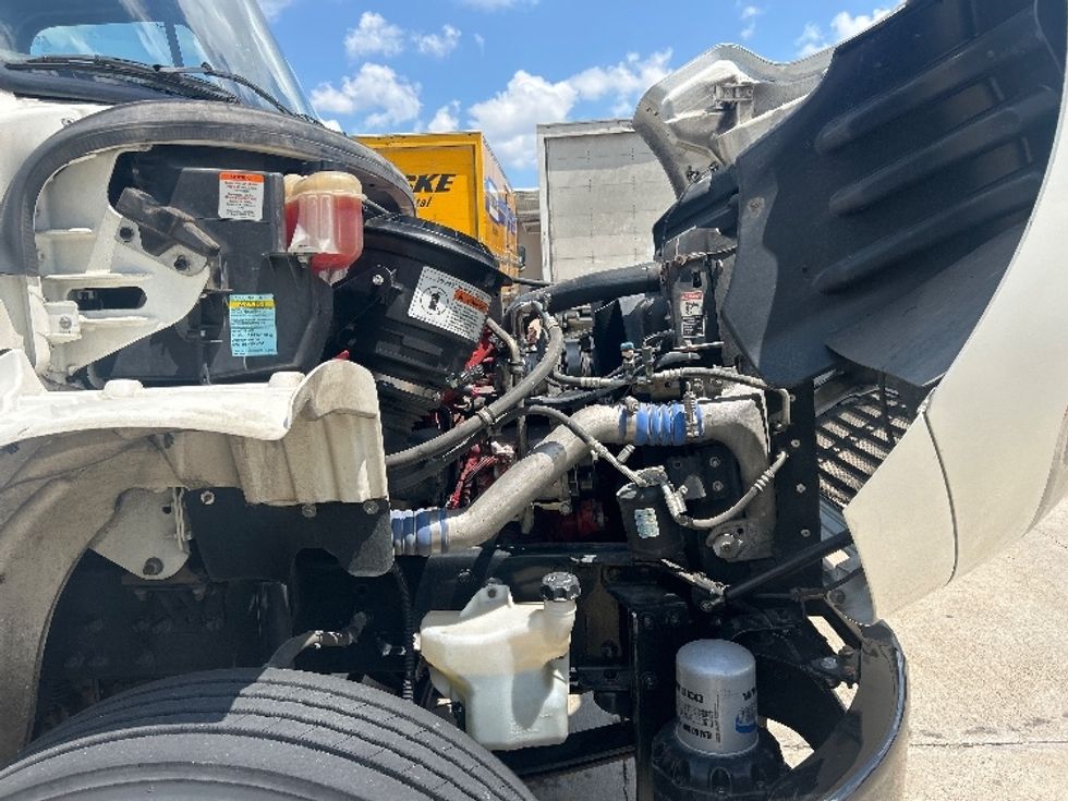 Day Cab Tractor-Heavy Duty Tractors-Freightliner-2019-M2-Memphis-TN-176,857\n\t\tmiles-$ 53,750 - Image 15