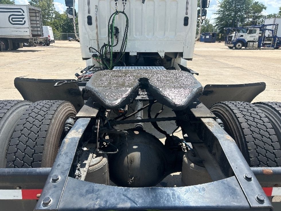 Day Cab Tractor-Heavy Duty Tractors-Freightliner-2019-M2-Memphis-TN-176,857\n\t\tmiles-$ 53,750 - Image 6