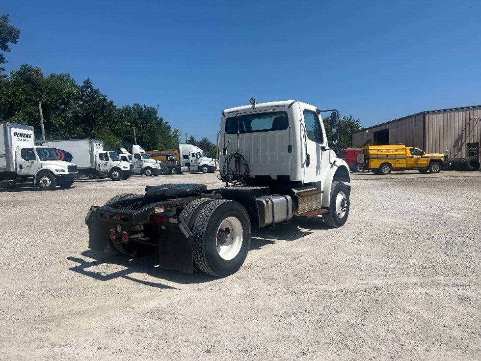 Day Cab Tractor-Heavy Duty Tractors-Freightliner-2019-M2-Moberly-MO-198,820\n\t\tmiles-$ 52,250 - Image 7