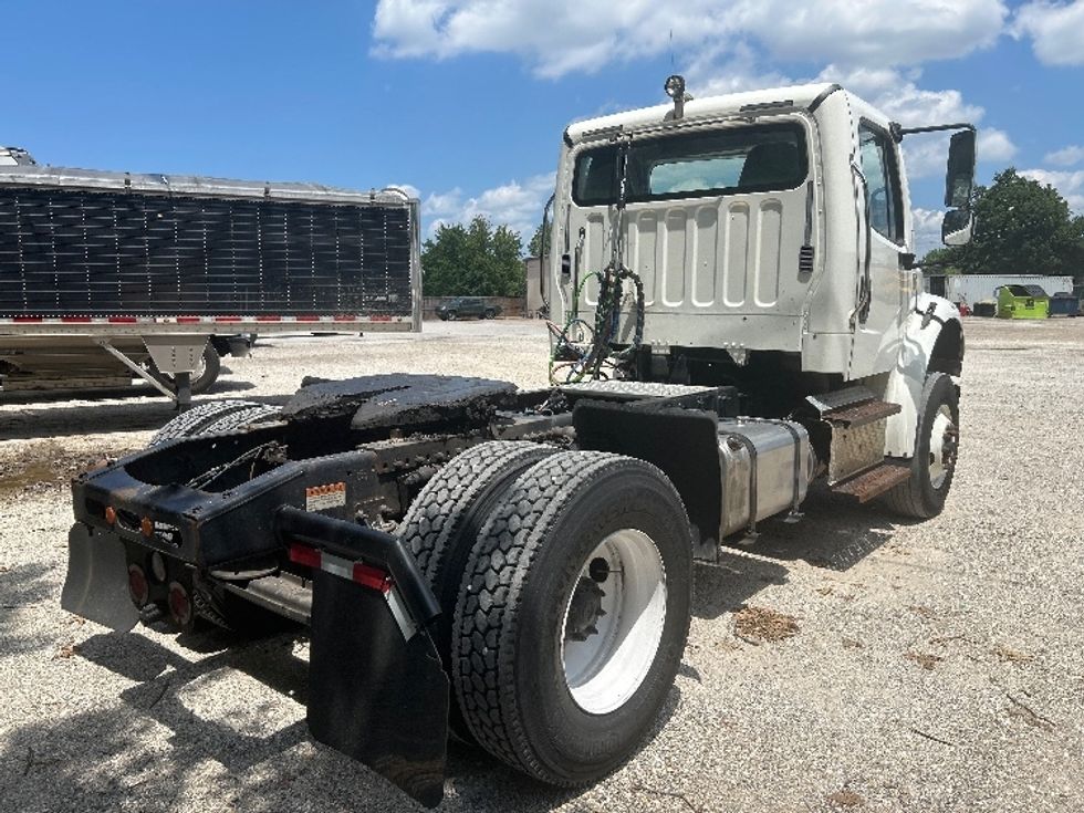 Day Cab Tractor-Heavy Duty Tractors-Freightliner-2019-M2-Moberly-MO-201,850\n\t\tmiles-$ 52,000 - Image 7