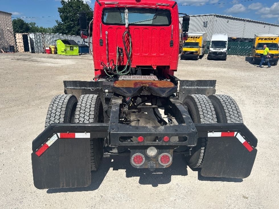 Day Cab Tractor-Heavy Duty Tractors-Freightliner-2019-M2-Moberly-MO-213,682\n\t\tmiles-$ 52,250 - Image 6