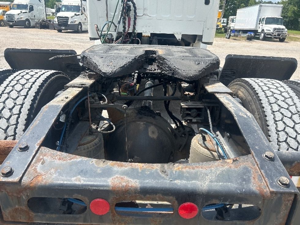 Day Cab Tractor-Heavy Duty Tractors-Freightliner-2019-M2-Poplar Bluff-MO-178,743\n\t\tmiles-$ 55,750 - Image 6