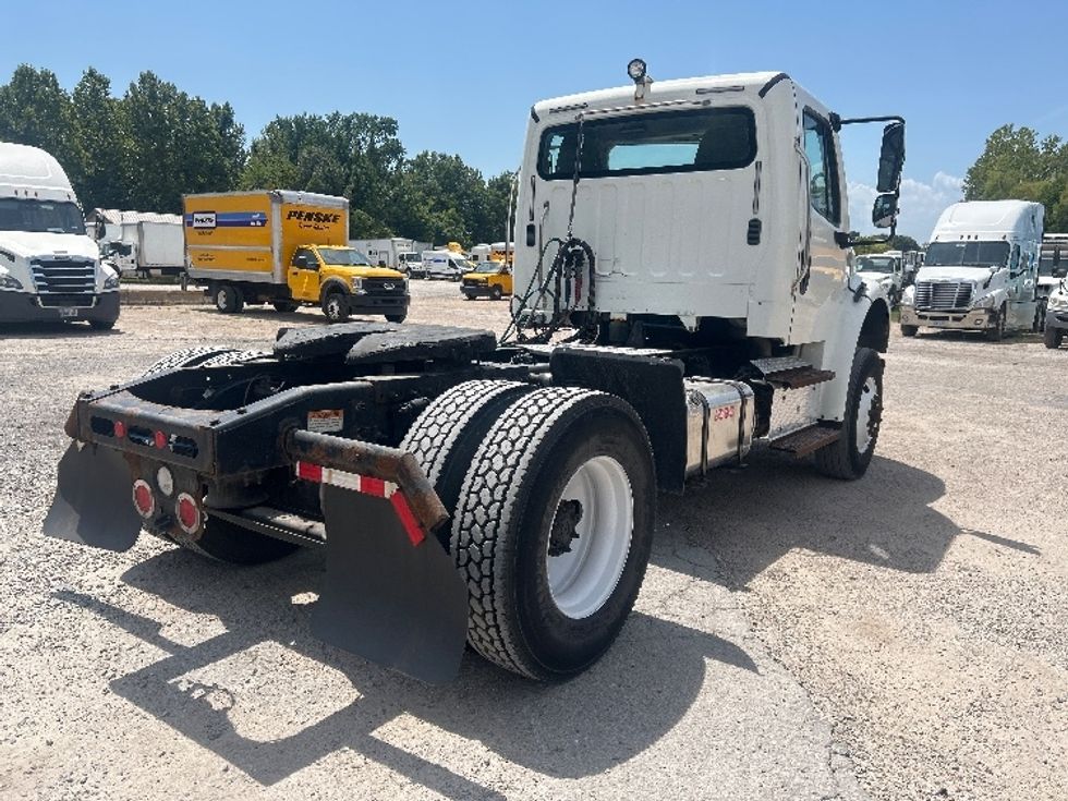 Day Cab Tractor-Heavy Duty Tractors-Freightliner-2019-M2-Poplar Bluff-MO-178,743\n\t\tmiles-$ 55,750 - Image 7