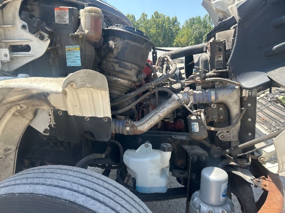 Day Cab Tractor-Heavy Duty Tractors-Freightliner-2019-M2-Poplar Bluff-MO-198,291\n\t\tmiles-$ 55,000 - Image 14